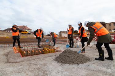 Concept B.180 : le chantier a démarré avec la pose de la 1ère pierre !